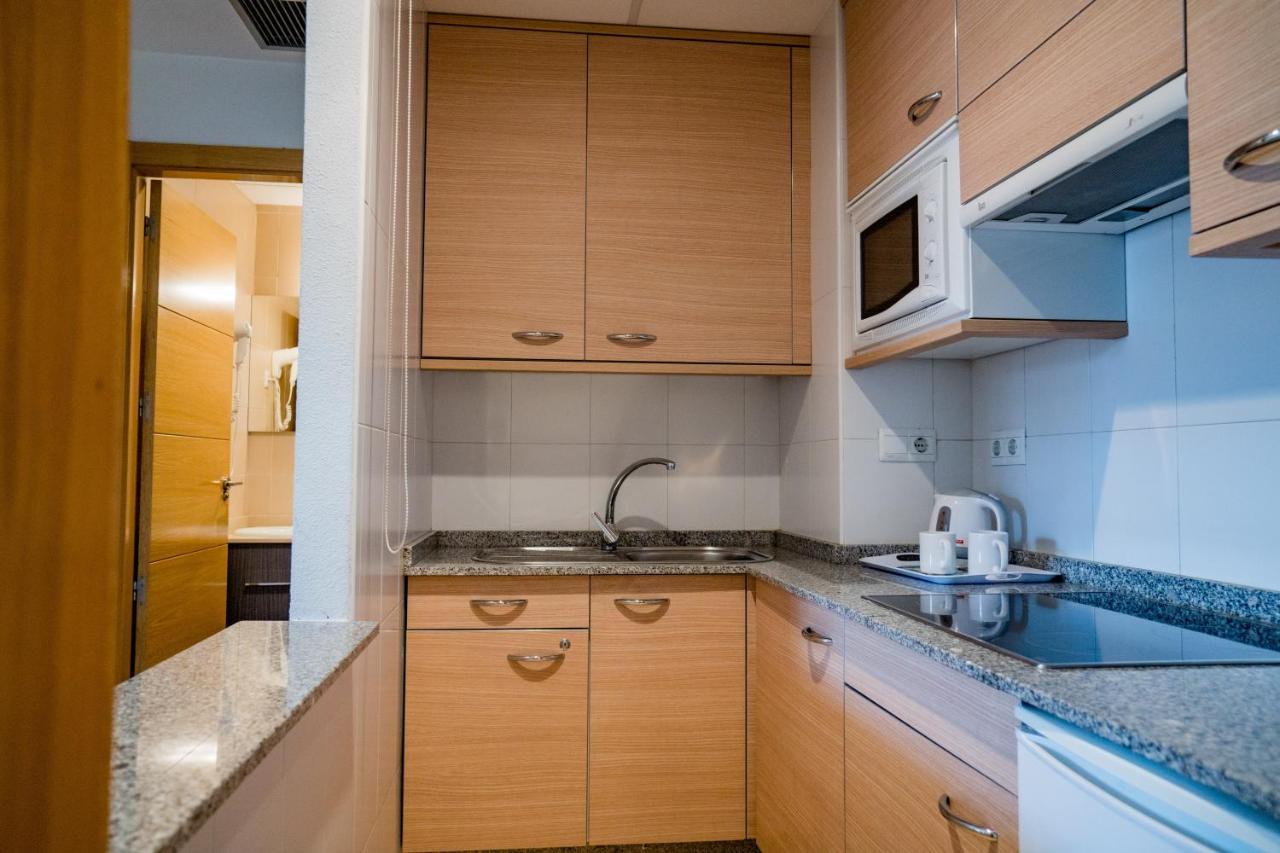 Compostela Suites Μαδρίτη Εξωτερικό φωτογραφία