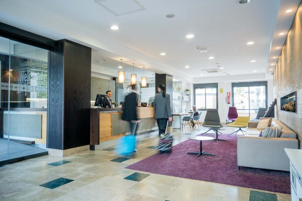 Compostela Suites Μαδρίτη Εξωτερικό φωτογραφία